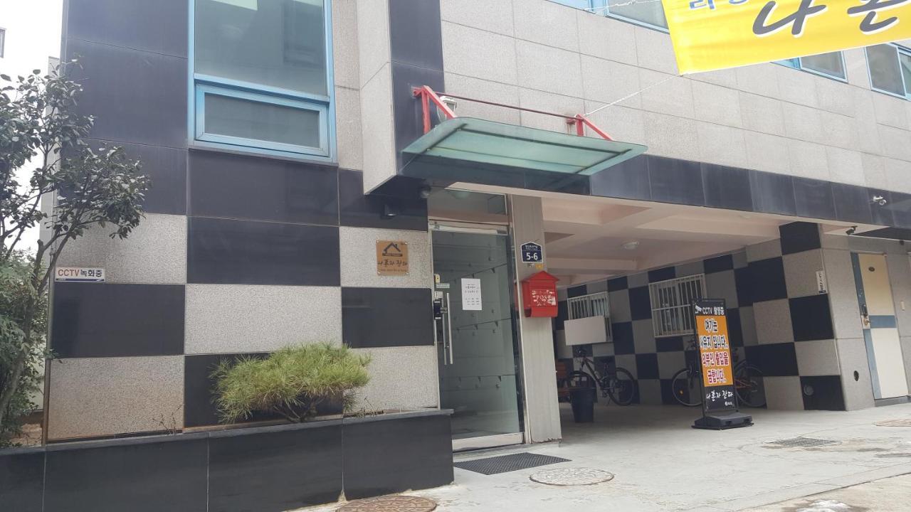 I Sleep Alone Hotel Seoul Luaran gambar